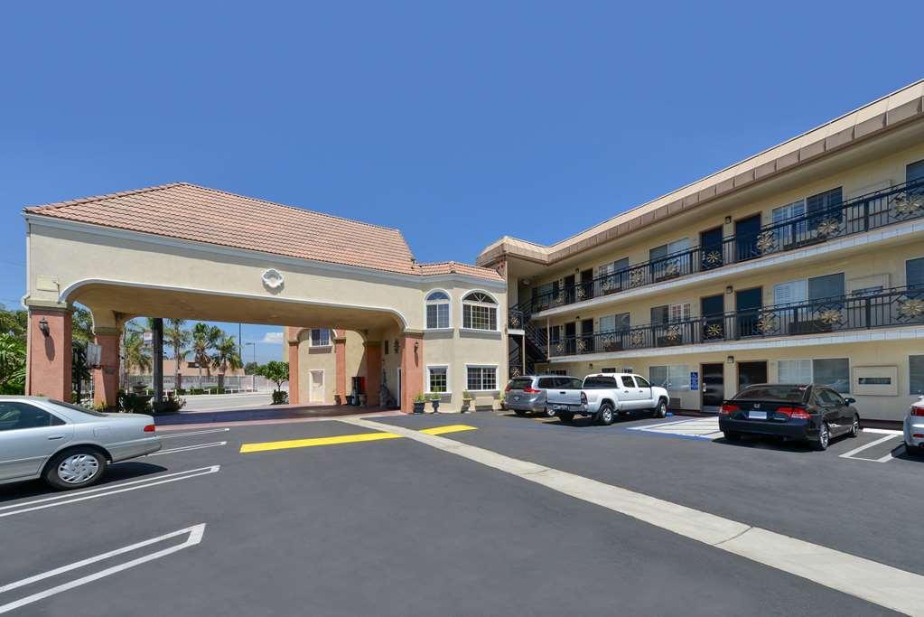 Hotel Heritage El Monte Exterior photo