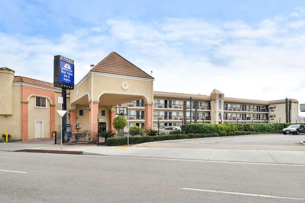 Hotel Heritage El Monte Exterior photo